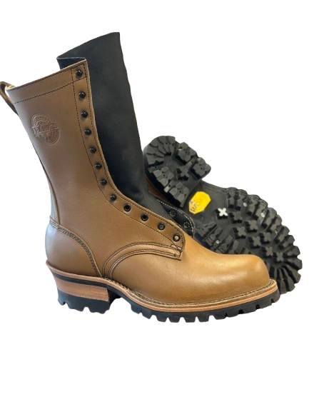 Scarponi Highlander T-2 numero 9FF, leggendari e pronti all'avventura a soli 550 dollari